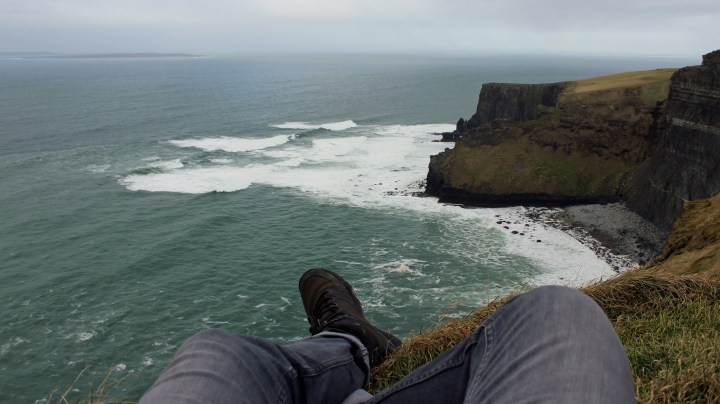 FeetAndCliffs